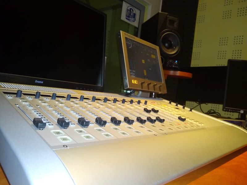 Konsoleta w Radiu MORS