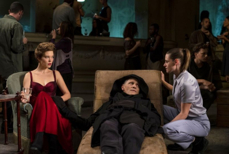 Kadr z filmu Zbrodnie przyszłości