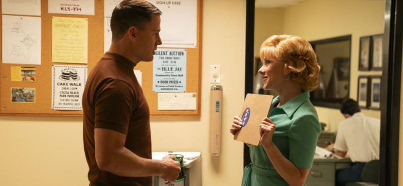 Kadr z filmu Zabierz mnie na Księżyc