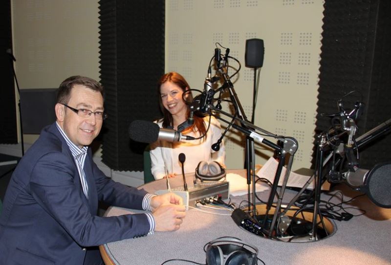 Maciej Orłoś i Izabela Kot w studiu Radia MORS