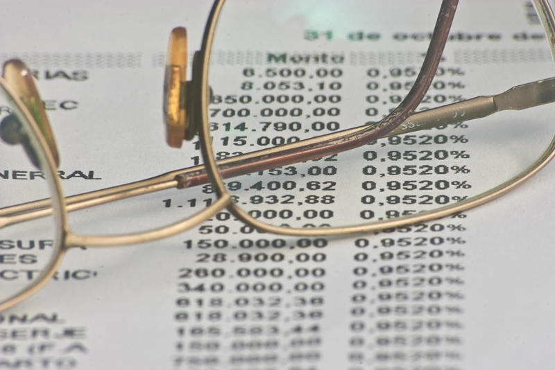 Oklulary i kalkulacja Fot. Freeimages