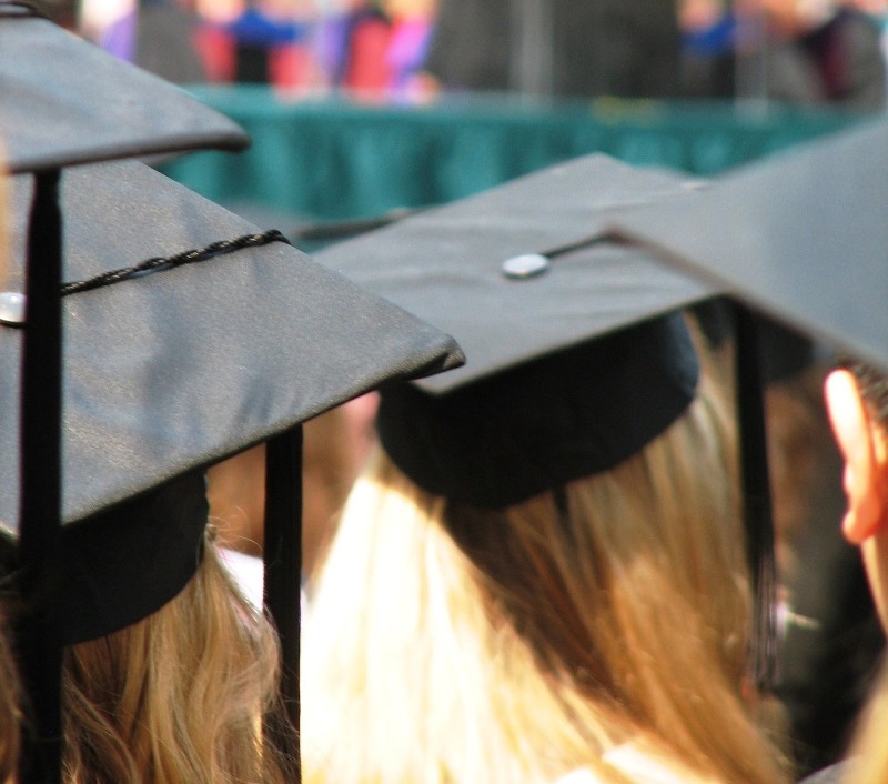 Studenckie birety Fot. Freeimages