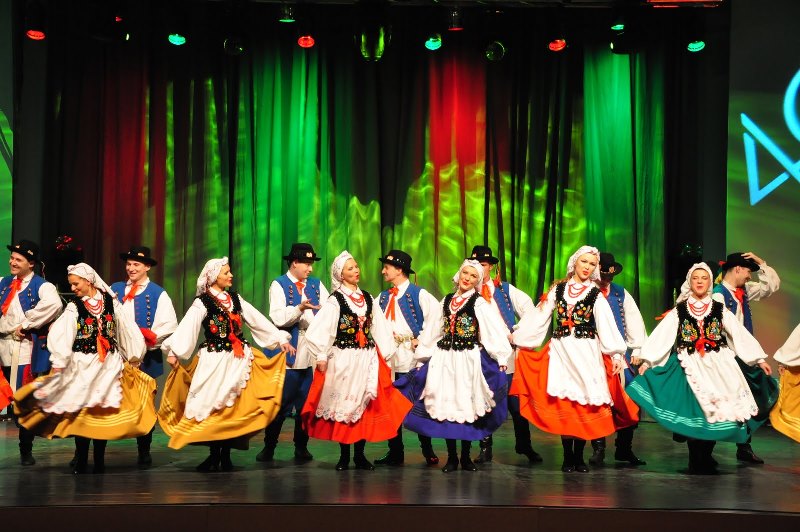 Jubileuszowy koncert Zespołu Pieśni i Tańca UG Jantar w 2010 roku. Fot. Archiwum UG