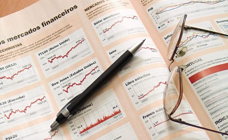 Gazeta finansowa. Fot. Freeimages