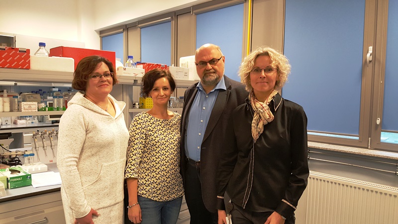 Zespoły naukowe Instytutu Biochemii i Biofizyki PAN oraz Wydziału Biologii Uniwersytetu Gdańskiego. Fot. Mat. promoc. WB