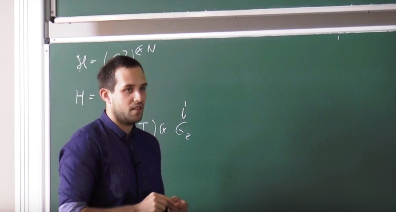 dr Michał Oszmaniec