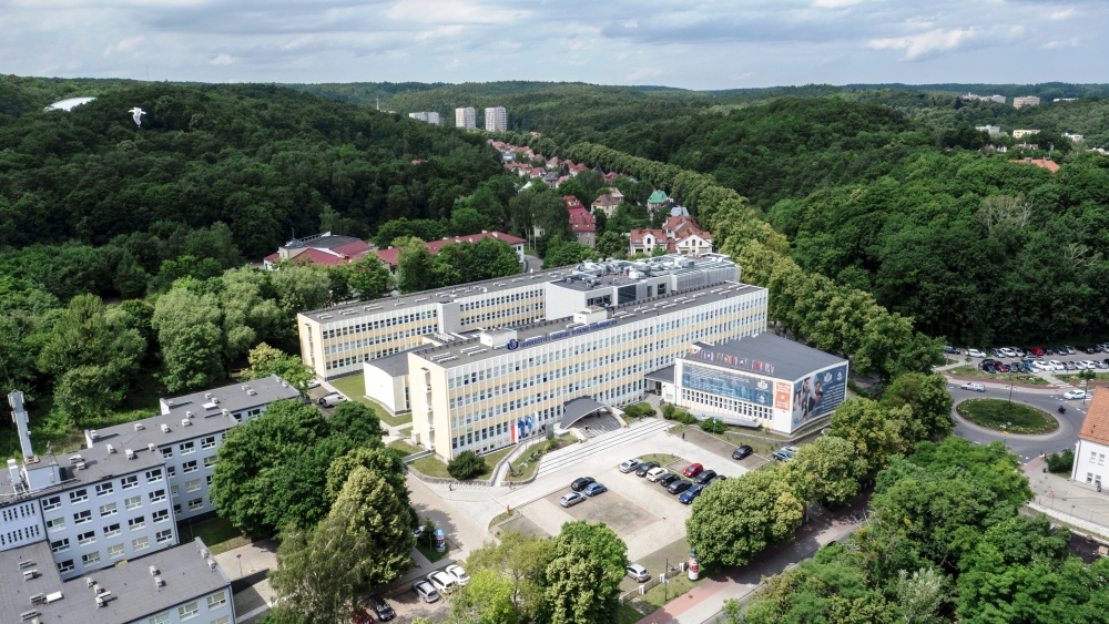 Panorama kampusu w&nbsp;Sopocie. Fot. Maciej Kosycarz