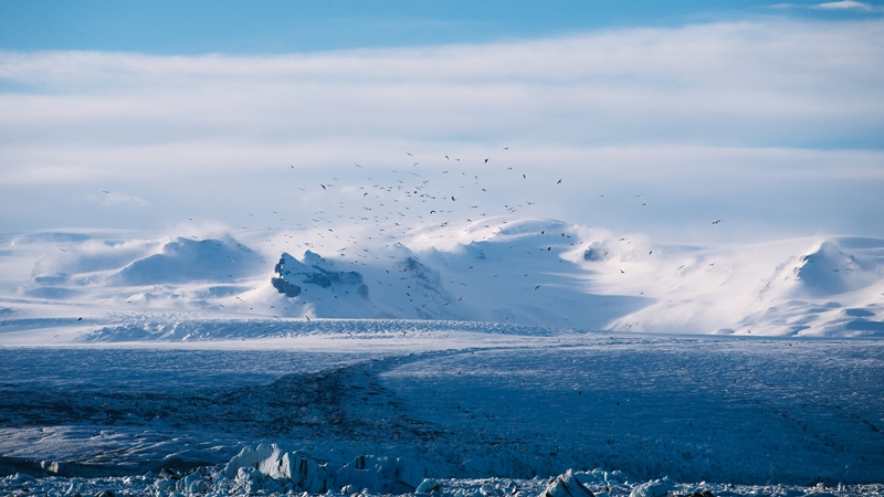 Lodowa pustynia Fot. Anders Jilden/Unsplash