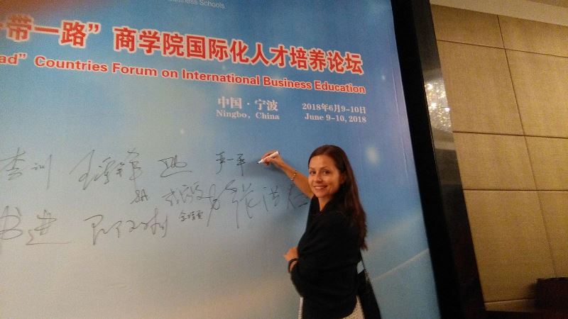 dr Katarzyna Świerk