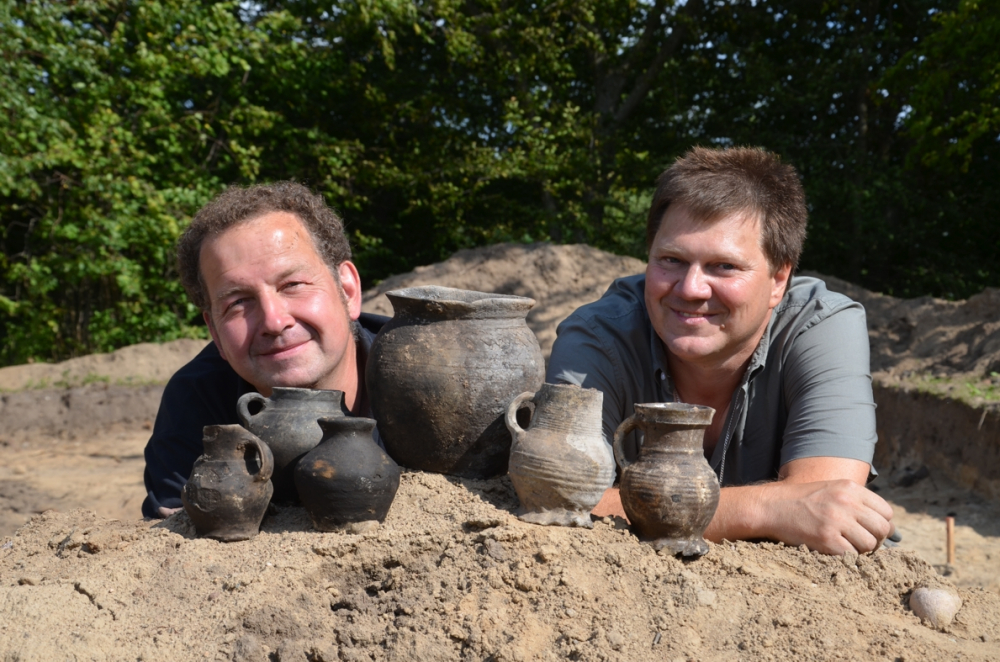 Prowadzący badania (od lewej) dr Felix Bierrmamm i dr Arkadiusz Koperkiewicz, fot. A. Philippi
