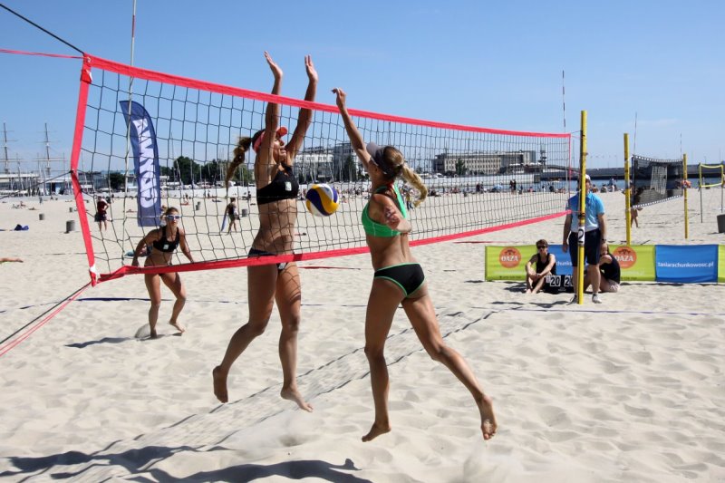 Mecz siatkówki plażowej