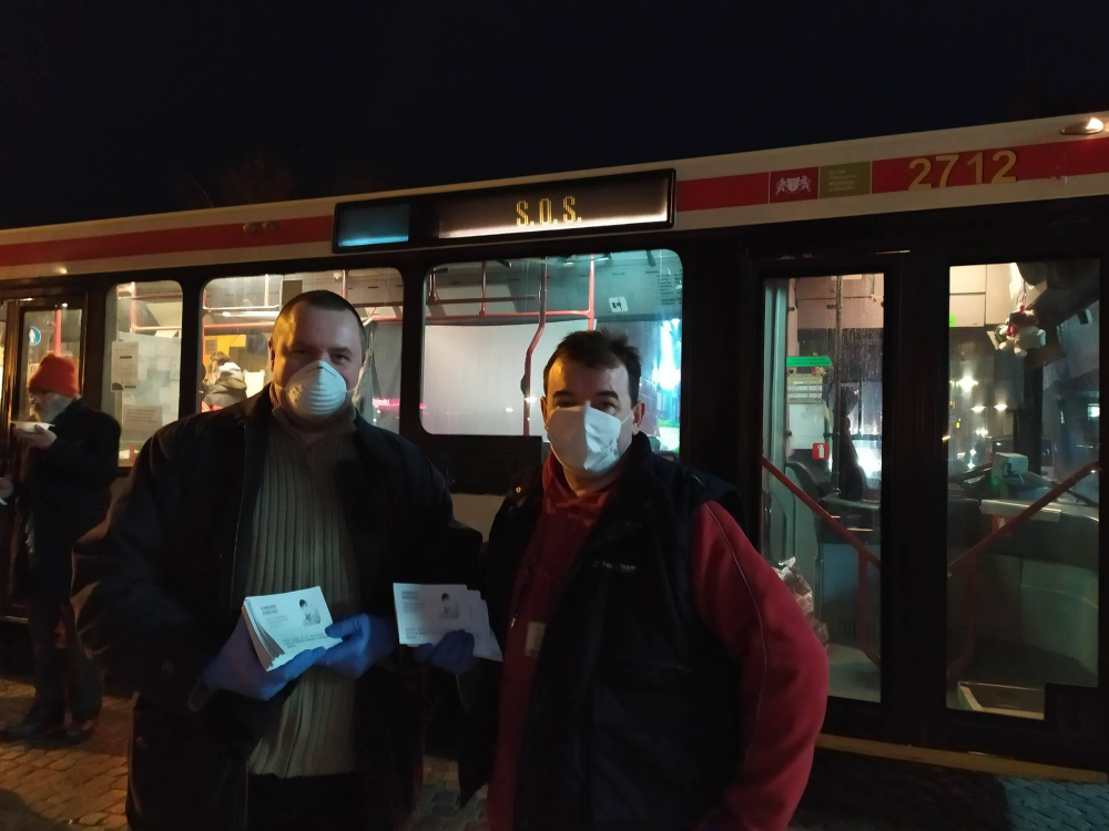 bezdomni koronawirus a UG